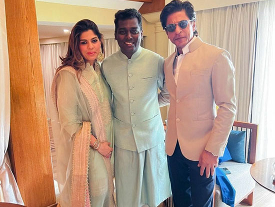 Celebs arrive for Nayanthara wedding